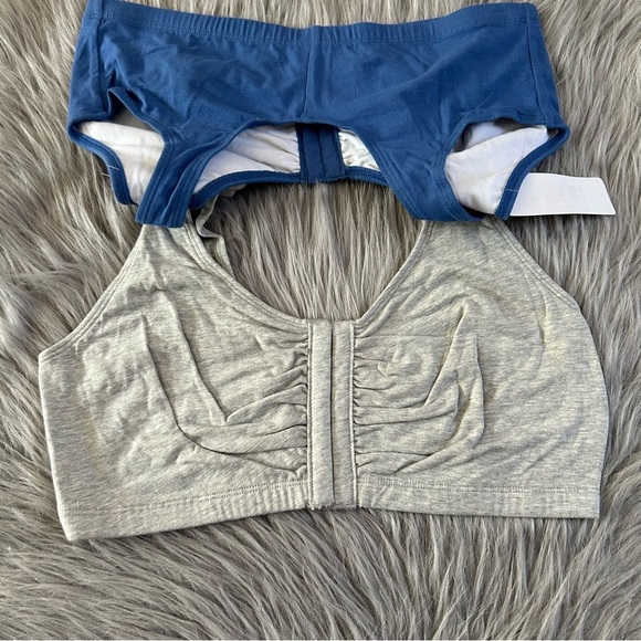 Fruit Of The Loom Two‎ Pack Wireless Bra Women’s Size 40 Front Closure Wirefree - Picture 6 of 6